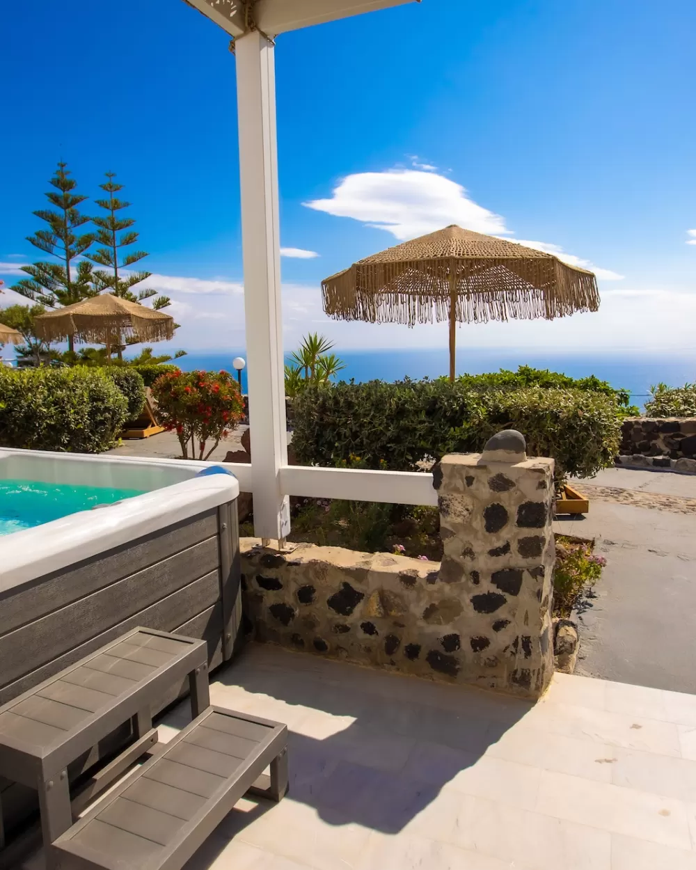 Premier Suite with Hot Tub and Sea View at Santorini Suites, Imerovigli