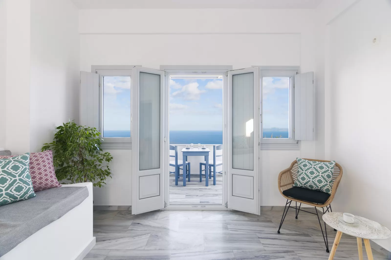 Premium Suite with Sea View at Santorini Suites, Imerovigli