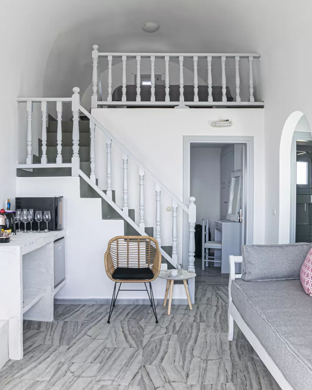 Grand Suite with Sea View – Split Level at Santorini Suites, Imerovigli