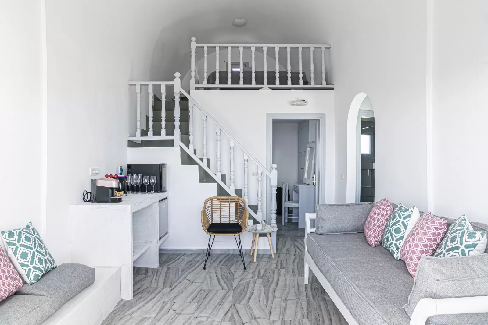 Grand Suite with Sea View – Split Level at Santorini Suites, Imerovigli