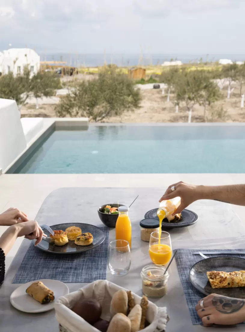 Saint John Villas in Oia, Santorini