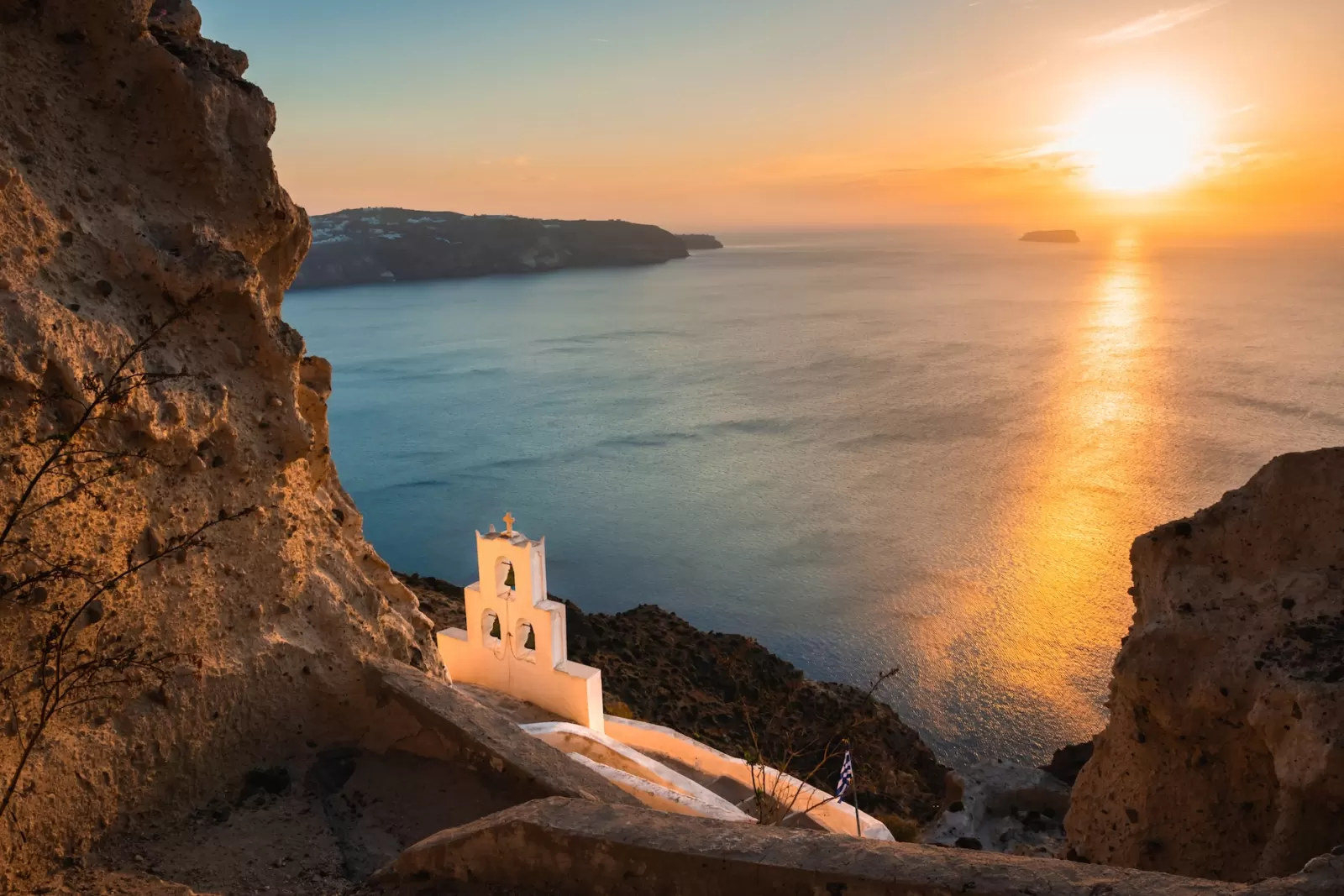 Autumn vibes in Santorini